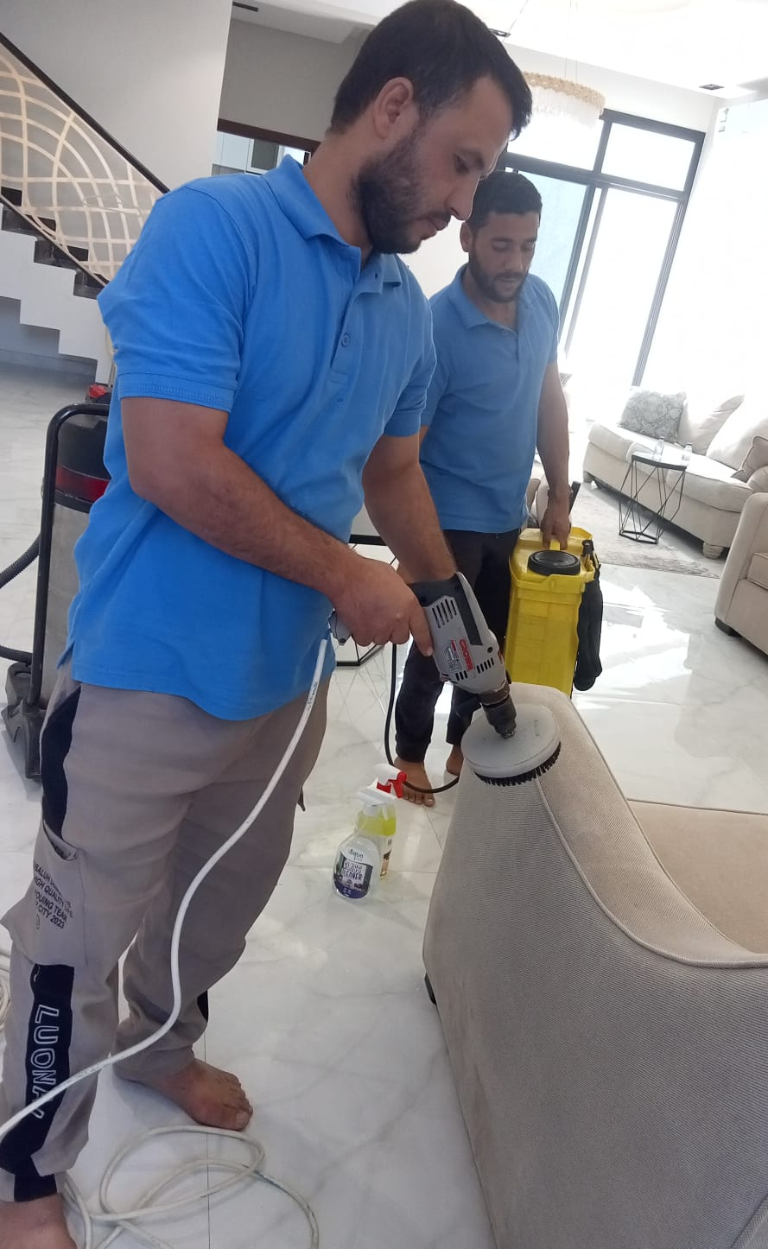 تنظيف احترافي للكنب